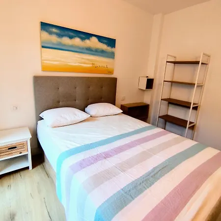 1002 Precioso A 250 M De La Playa By Homeselectspain Empuriabrava