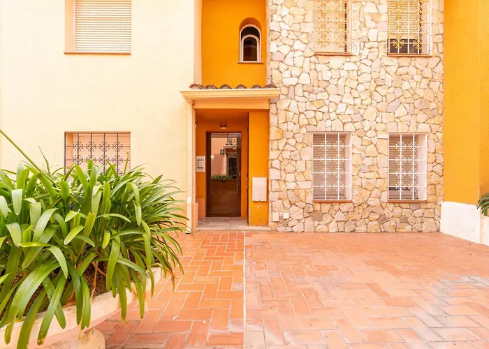 1002 Precioso A 250 M De La Playa By Homeselectspain * Эмпуриабрава